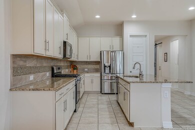 10407 Palmera, Helotes, TX 78023 - photo 7