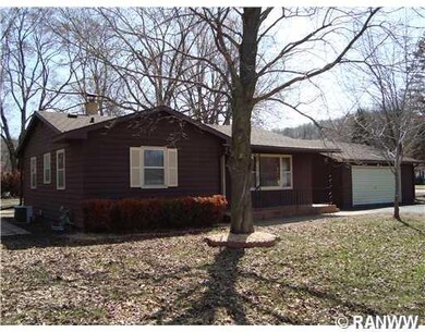 3207 Dale Rd, Eau Claire, WI 54703 - photo 4