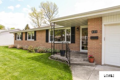 435 Mayfair Dr, Lincoln, IL 62656 - photo 2