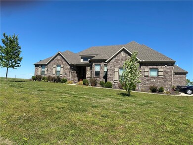 14860 Tikaani Dr, Siloam Springs, AR 72761 - photo 2