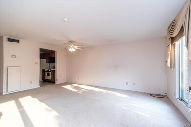 77 W Broad St, Bethlehem, PA 18018 - photo 3
