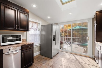 731 East St, Dedham, MA 02026 - photo 5