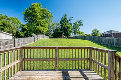 6811 E Manslick Rd, Louisville, KY 40228 - photo 3