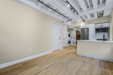 67 Broad St unit 201, Boston, MA 02109 - photo 2