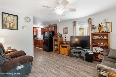 271 Carters St - 5
