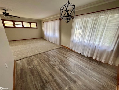 318 W 13th St, Carroll, IA 51401 - photo 5