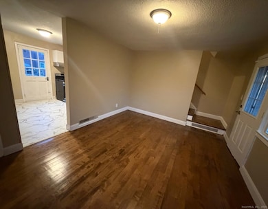 4 Tyler Cir, Manchester, CT 06040 - photo 6