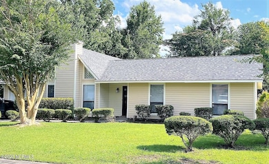 1016 Massey Rd, Jacksonville, NC 28546 - photo 2