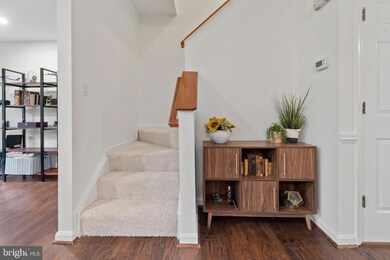 45601 Whitcomb Square, Sterling, VA 20166 - photo 5