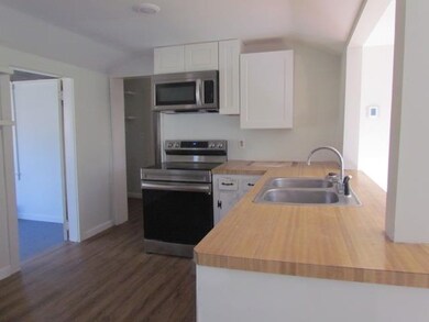 427 S Main St, Wolfeboro, NH 03894 - photo 7