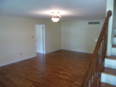 05 - Central Family Room