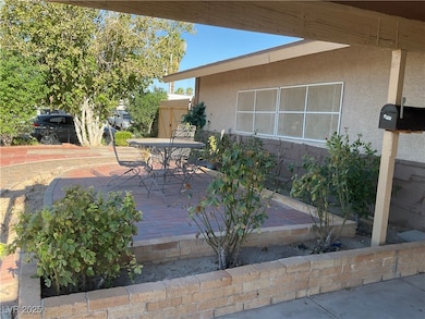 3982 Saguaro Ln, Las Vegas, NV 89110 - photo 5