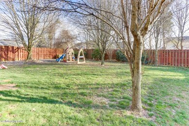 8614 Sanctuary Ln, Louisville, KY 40291 - photo 5