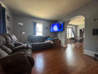 1309 S Main St, Bloomington, IL 61701 - photo 5