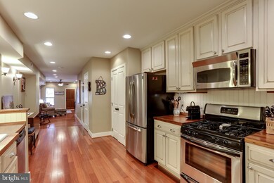 19 E Barney St, Baltimore, MD 21230 - photo 4