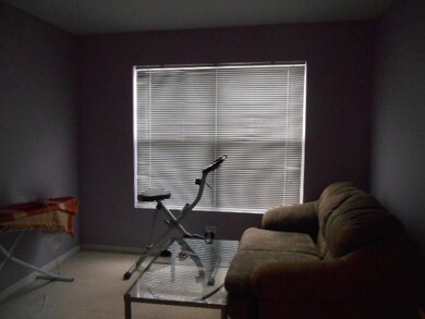 1907 Town Dr, Naperville, IL 60565 - photo 2