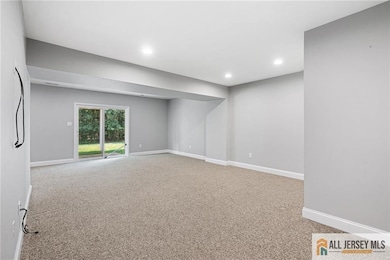 89 Isabelle Ct, Marlton, NJ 08053 - photo 2