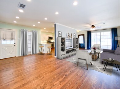 5102 Viking Dr, Houston, TX 77092 - photo 5