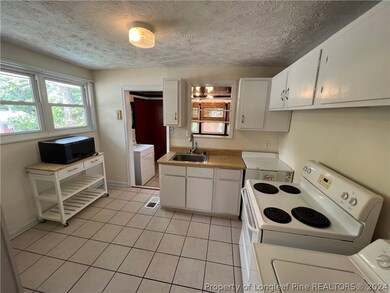 457 Mcbain Dr, Fayetteville, NC 28305 - photo 7