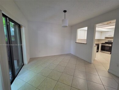 7034 SW 114th Place unit H51, Miami, FL 33173 - photo 4
