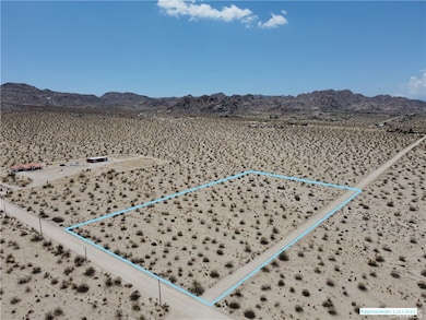 5 Sunfair Rd, Joshua Tree, CA 92252 - photo 2