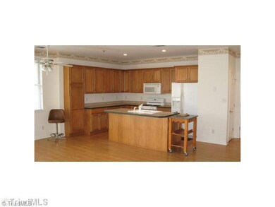 Kitchen. View #2
