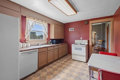 214 N Walnut St, Genoa, NE 68640 - photo 6