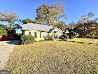 365 S Leroy St, Metter, GA 30439 - photo 2