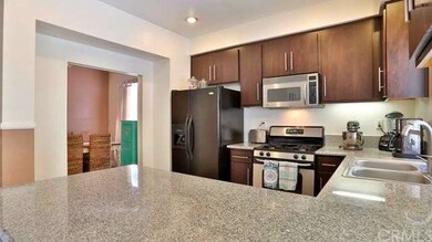 Stainless Steel Appliances & Granite Counter Tops