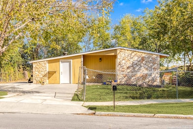 2038 Springvale Dr, San Antonio, TX 78227 - photo 3