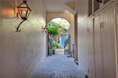 718 Barracks St unit 2, New Orleans, LA 70116 - photo 3