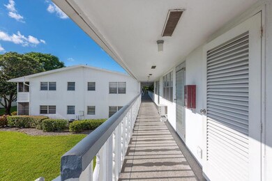 393 Windsor Q, West Palm Beach, FL 33417 - photo 2