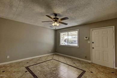 2219 N 47th Ln, Phoenix, AZ 85035 - photo 7