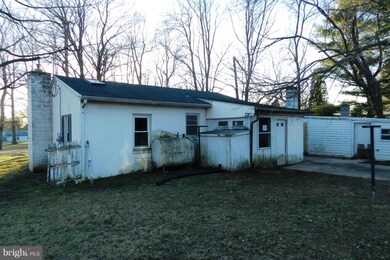 4883 Wright Rd, Fayetteville, PA 17222 - photo 3