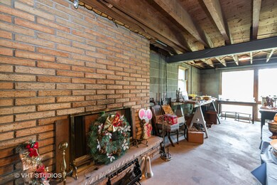 158 Castlewood Dr, Carpentersville, IL 60110 - photo 5