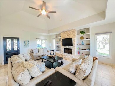 1707 Clubhouse Hill Dr unit 5, Spicewood, TX 78669 - photo 5