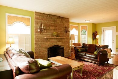 97 Sylvan St unit 7, Danvers, MA 01923 - photo 5