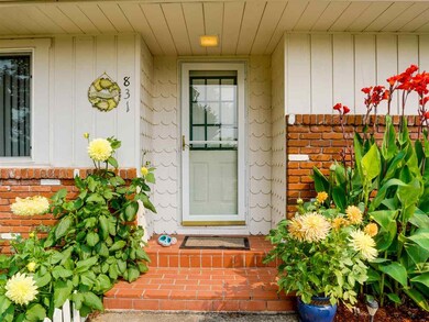 831 N Molalla Ave, Molalla, OR 97038 - photo 4