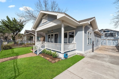 1119 E 16th St, Houston, TX 77009 - photo 4