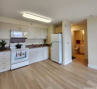 94-979 Kauolu Place unit 610, Waipahu, HI 96797 - photo 6