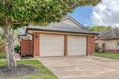 8646 Laurel Trails Dr, Houston, TX 77095 - photo 2