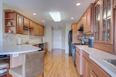 1253 Lindenwood Ln, Easton, PA 18040 - photo 7