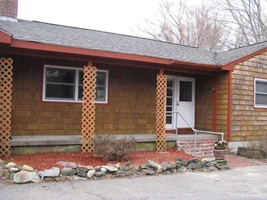 104 Foggs Ln, Seabrook, NH 03874 - photo 2