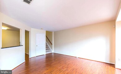 8322 Bluebird Way unit 18, Lorton, VA 22079 - photo 5