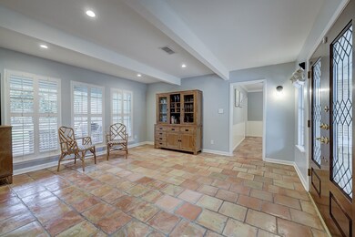 10035 Olympia Dr, Houston, TX 77042 - photo 5