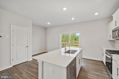 7501 Silver Thread Way, Brandywine, MD 20613 - photo 6