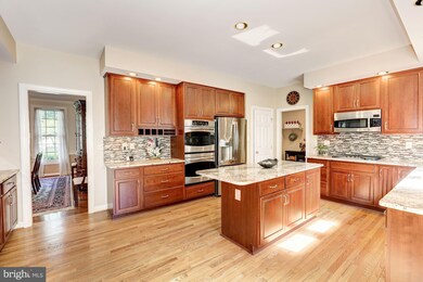 12005 Arista Manor Way, Germantown, MD 20876 - photo 7