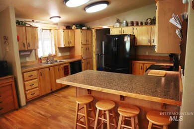 25 Hisaw Rd, Horseshoe Bend, ID 83629 - photo 6