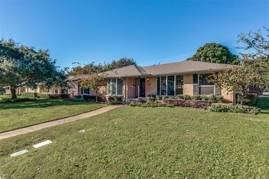 4819 Creighton Dr, Dallas, TX 75214 - photo 2