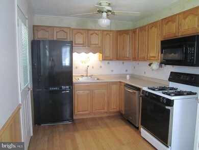 607 Silver Bell Dr, Edgewood, MD 21040 - photo 7